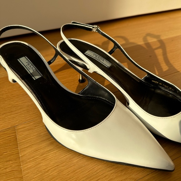 Prada white color block sling back pumps, size 40 - Picture 2 of 5